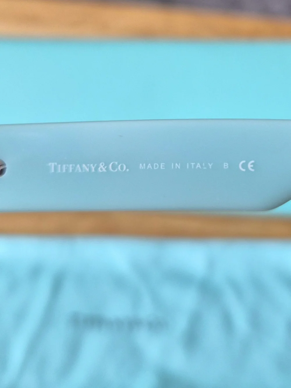 Tiffany Blue Women's Sunglasses with Case and Accessories